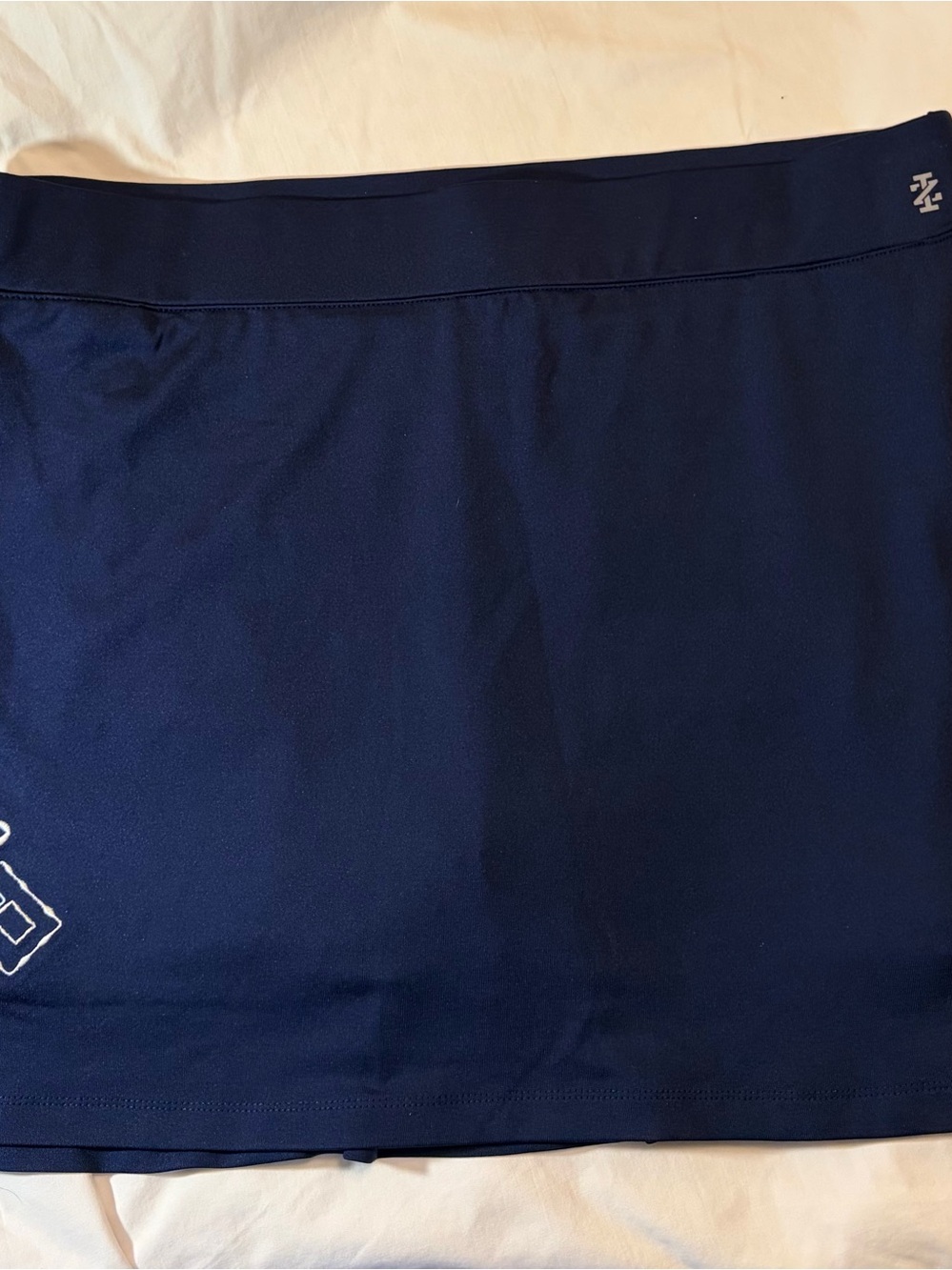 Izod Navy Golf skort with pockets
